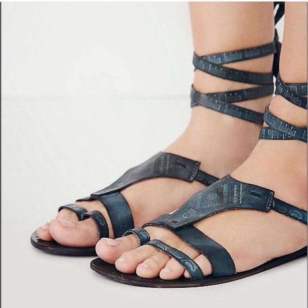 Free People Oliviera Black Sandals